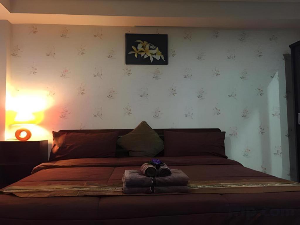 Tontalay Hotel Bang Saen Exterior photo